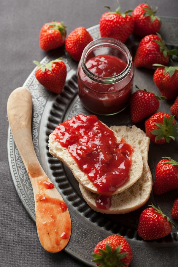 Peut-on préparer une gelée de pomme naturelle sans sucre ajouté ni gélifiant artificiel?